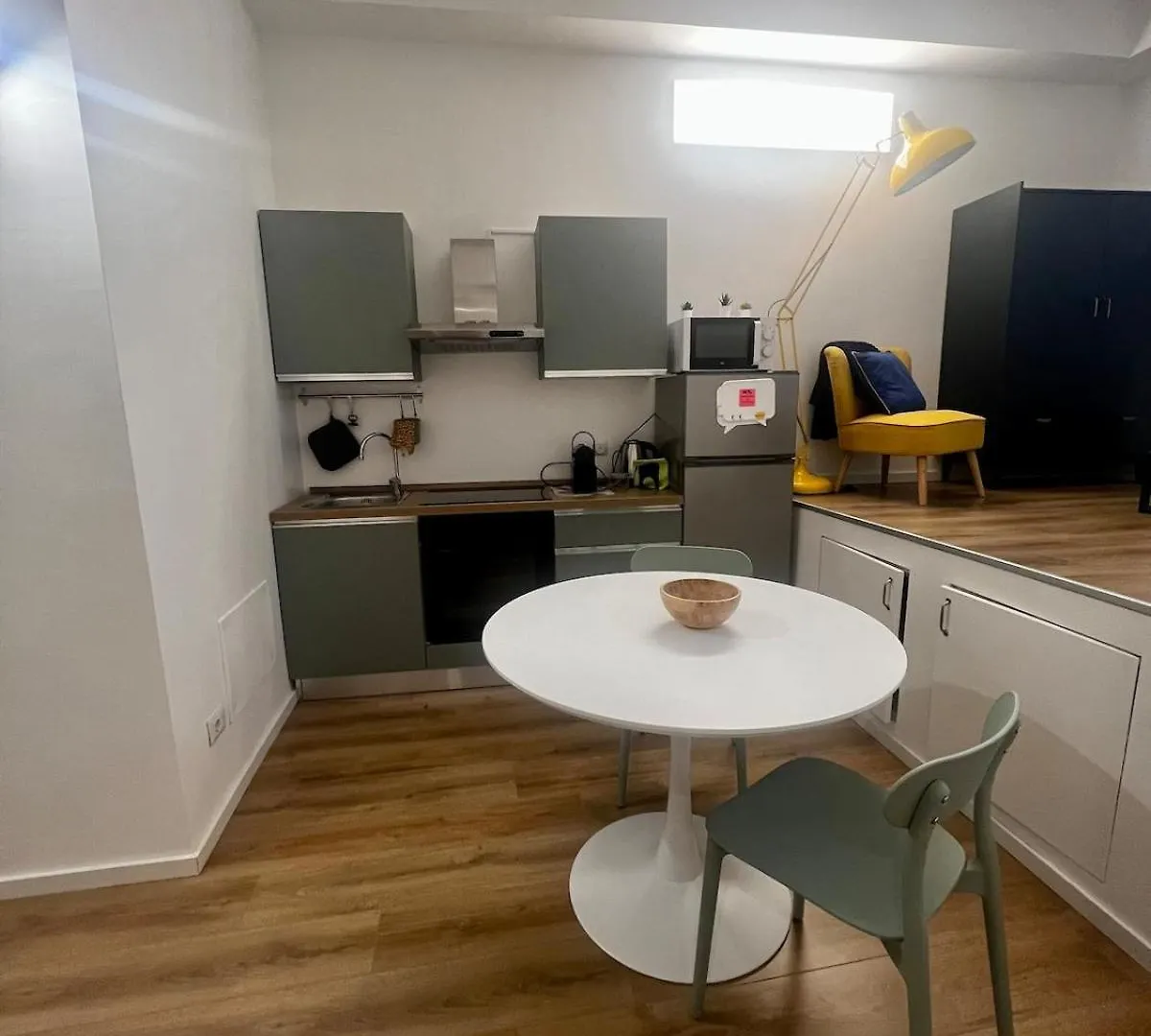 Casa Lella Your Home In Milano 0*,  Italien